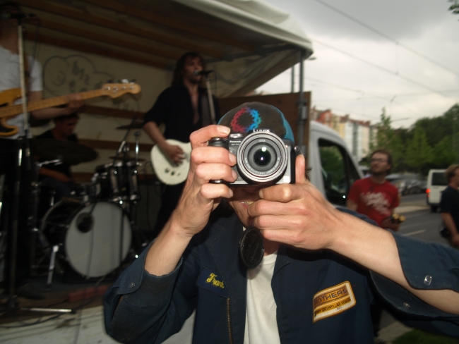 OLYMPUS DIGITAL CAMERA