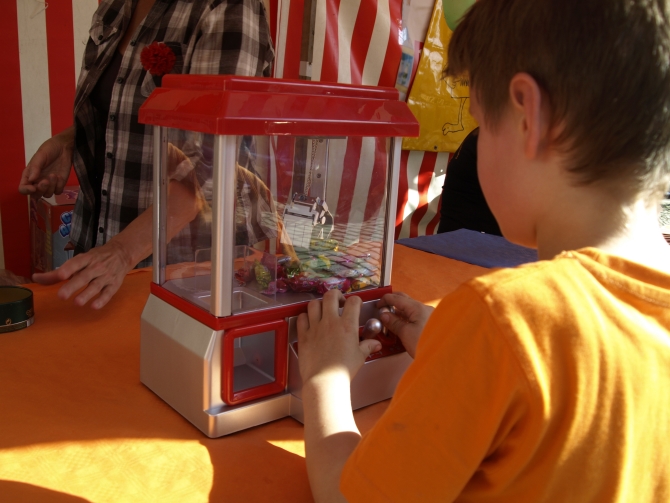 OLYMPUS DIGITAL CAMERA