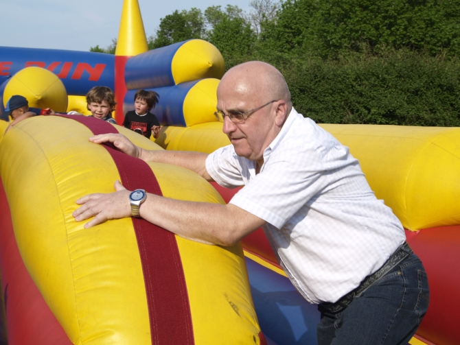 OLYMPUS DIGITAL CAMERA