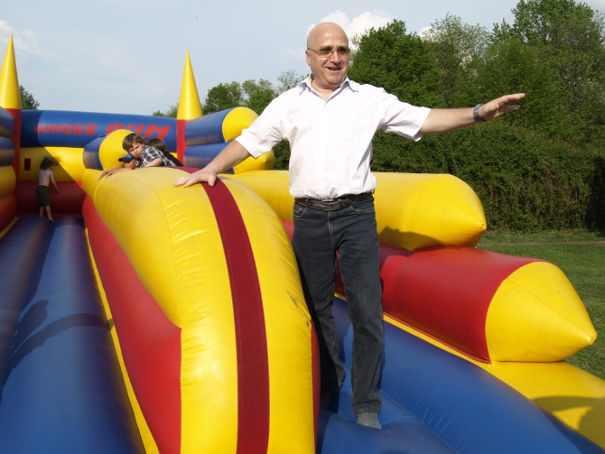 OLYMPUS DIGITAL CAMERA