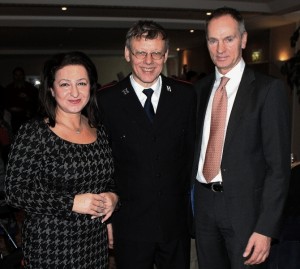 Senatorin Dilek Kolat, Heilsarmee-Sozialsergeant Siegfried Fischer, Hoteldirektor Roberto Klimsch