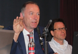 BWB-Öffentlichkeitsarbeiter Stephan Natz (links): Nichts neues